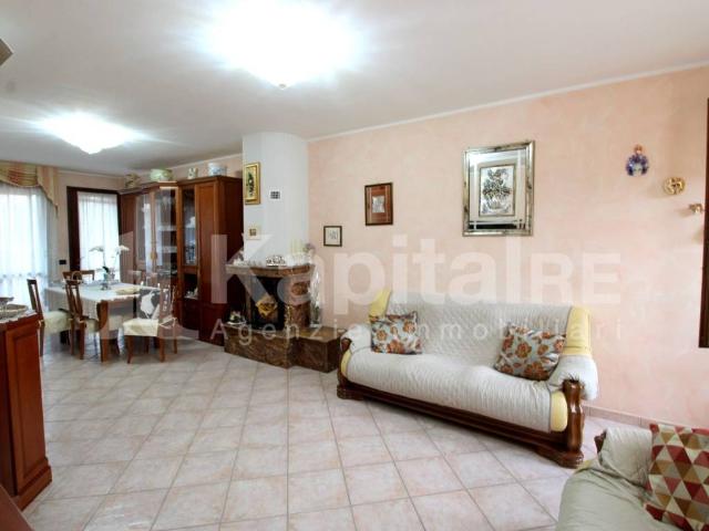 Villa Indipendente in vendita a Unione Terre di Pianura, Granarolo Dell'emilia