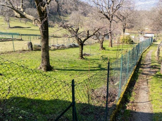 Villa Indipendente in vendita a Grandola Ed Uniti, Lombardia