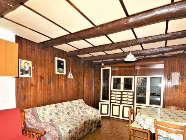 Villa Indipendente in vendita a Comunità Montana Valli del Verbano, Grantola