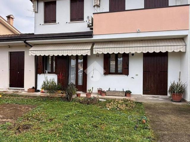 Villa Indipendente in vendita a Granze, Veneto