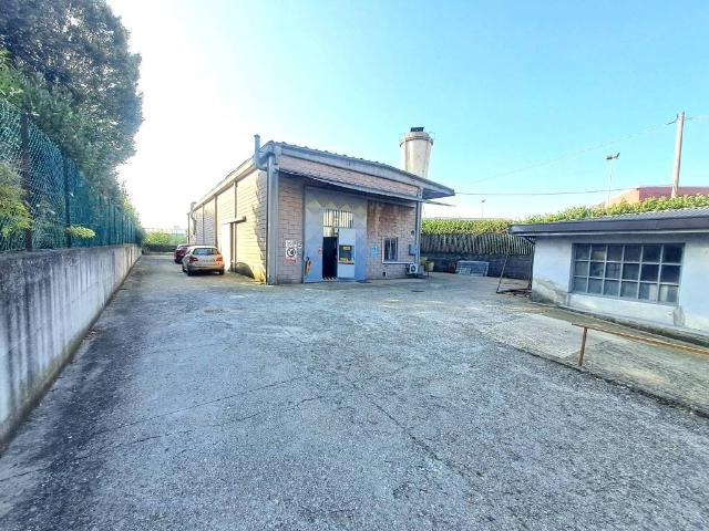 Villa Indipendente in vendita a Grassobbio, Lombardia