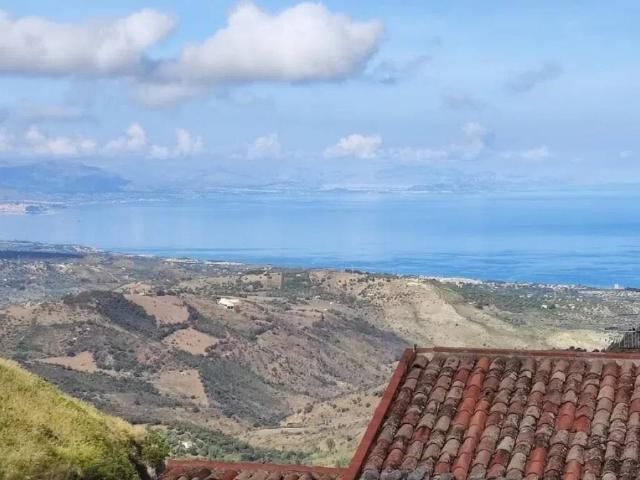 Villa Indipendente in vendita a Gratteri, Sicilia