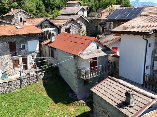 Villa Indipendente in vendita a Gravedona ed Uniti, Gravedona