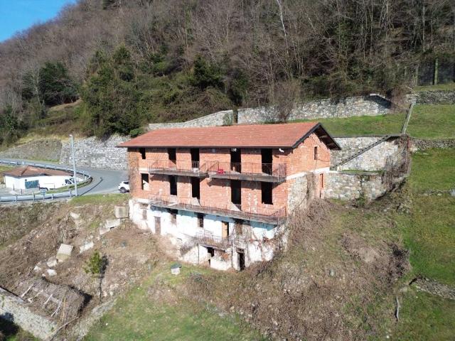Villa Indipendente in vendita a Gravedona ed Uniti, Gravedona