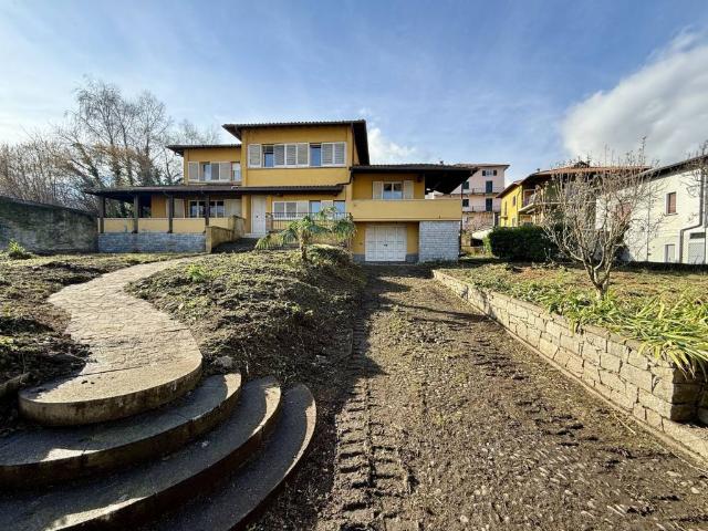 Villa Indipendente in vendita a Gravedona ed Uniti, Gravedona