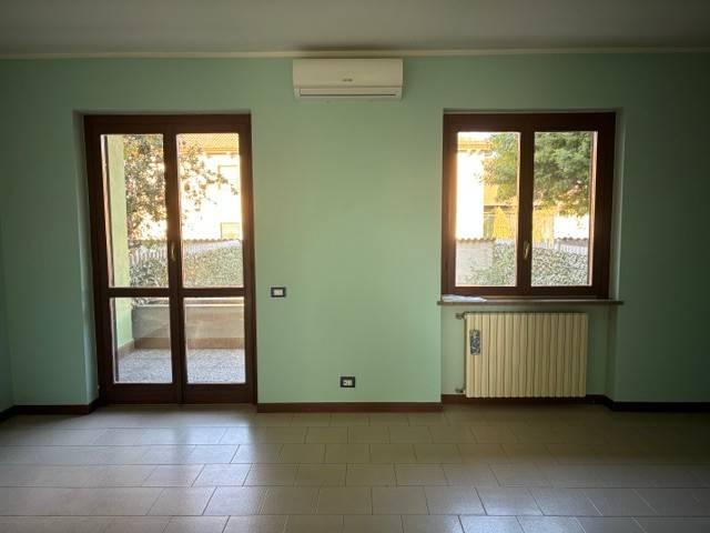 Villa Indipendente in vendita a Gravellona Lomellina, Pavia