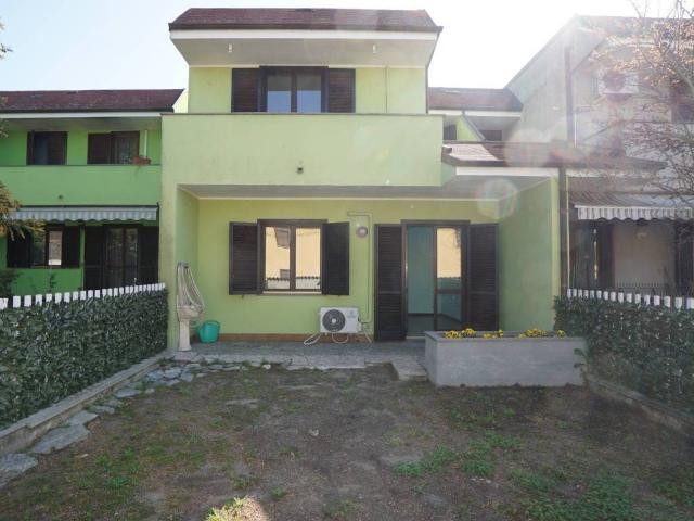 Villa Indipendente in vendita a Gravellona Lomellina, Lombardia