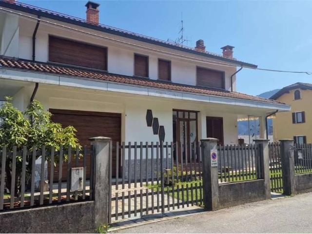 Villa Indipendente in vendita a Pedemonte, Gravellona Toce