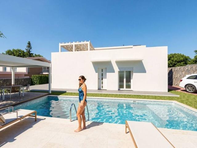 Villa Indipendente in vendita a Gravina Di Catania, Sicilia
