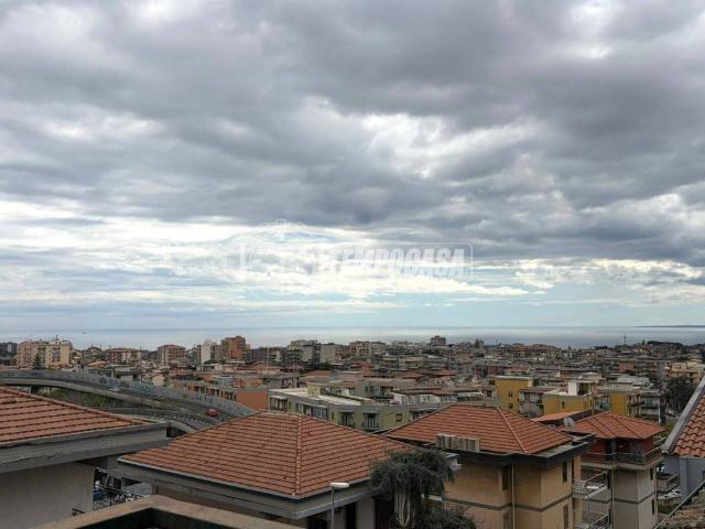 Villa Indipendente in vendita a Fasano, Gravina Di Catania