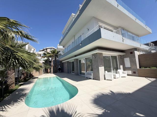 Villa Indipendente in vendita a San Giovanni Galermo-Trappeto-Cibali, Catania