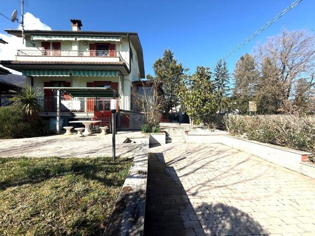 Villa Indipendente in vendita a Greccio, Lazio