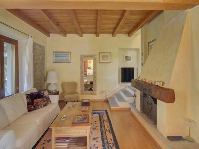 Villa Indipendente in vendita a Piemonte, Alessandria