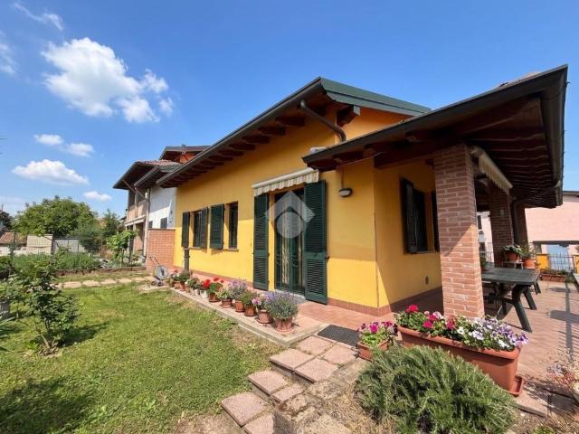 Villa Indipendente in vendita a Grezzago, Lombardia
