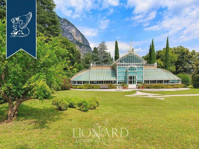 Villa Indipendente in vendita a Griante, Lombardia