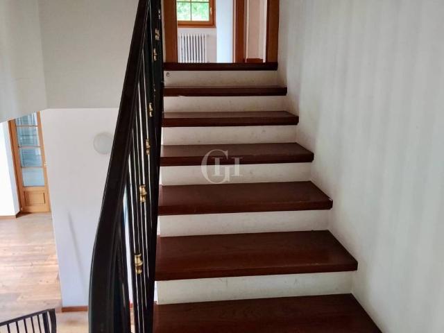 Villa Indipendente in vendita a Griante, Lombardia