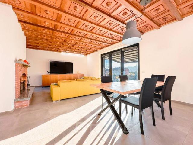 Villa Indipendente in vendita a Piemonte, Novara