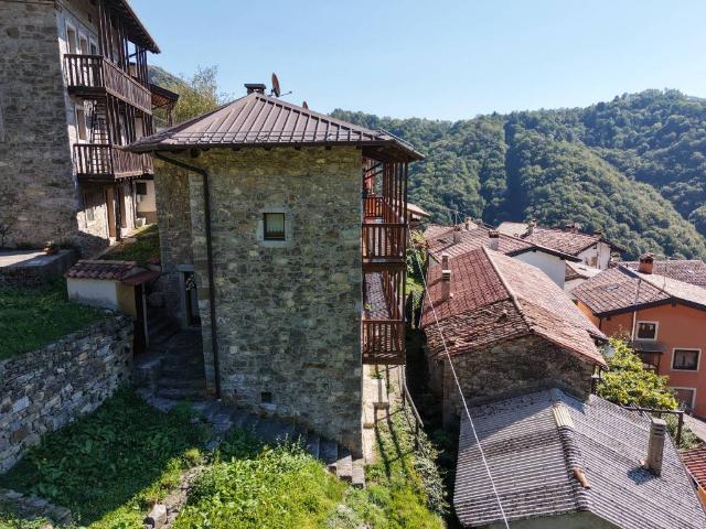 Villa Indipendente in vendita a Topolò / Topolove, Grimacco