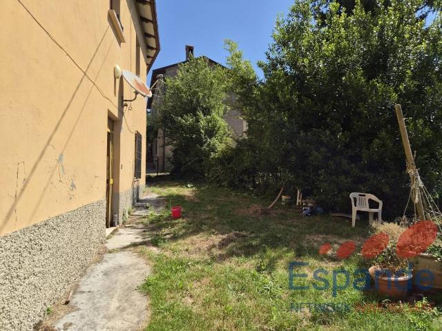 Villa Indipendente in vendita a Marzolaro, Grizzana Morandi