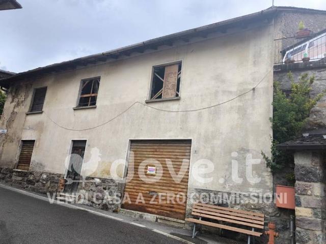 Villa Indipendente in vendita a Gromo, Lombardia