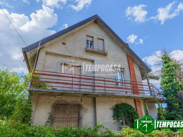 Villa Indipendente in vendita a Gropparello, Reggio Emilia