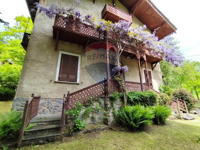 Villa Indipendente in vendita a Unione Montana Alpi Graie, Piemonte