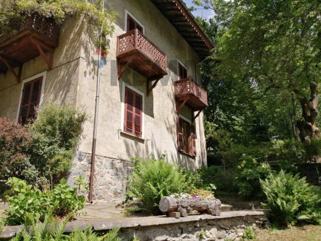 Villa Indipendente in vendita a Unione Montana Alpi Graie, Piemonte
