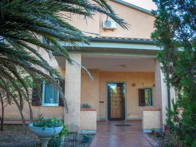 Villa Indipendente in vendita a Rosmarina, Monte Argentario