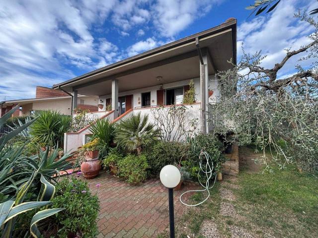 Villa Indipendente in vendita a Monte Argentario, Toscana