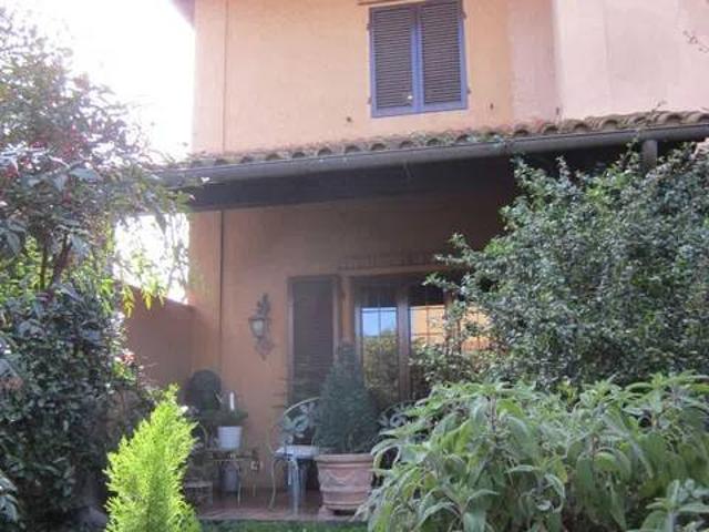 Villa Indipendente in vendita a Poggione, Monte Argentario
