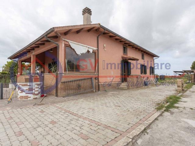 Villa Indipendente in vendita a Monte Argentario, Toscana