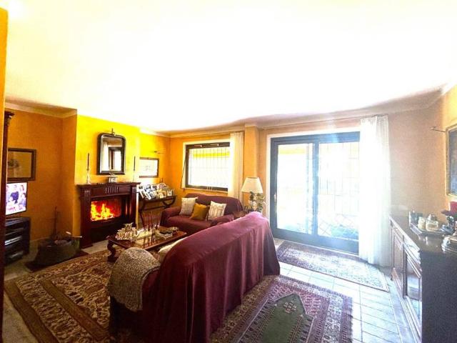 Villa Indipendente in vendita a Enaoli, Monte Argentario
