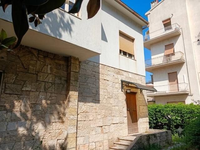 Villa Indipendente in vendita a Centro, Monte Argentario