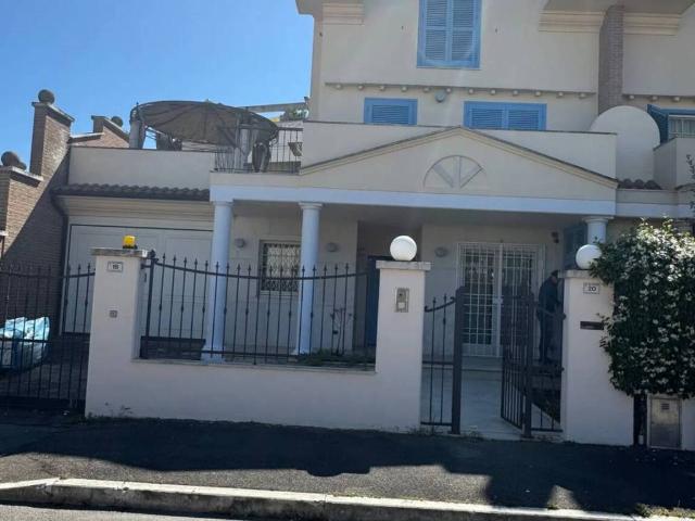 Villa Indipendente in vendita a Gorarella, Monte Argentario