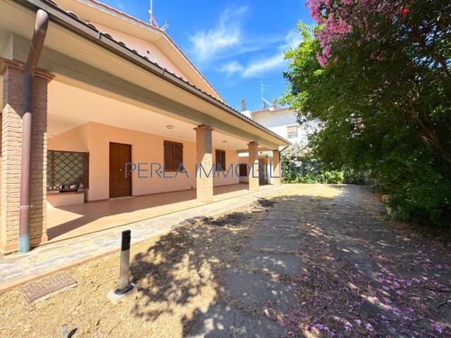 Villa Indipendente in vendita a Barbanella, Monte Argentario