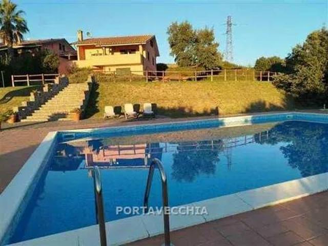 Villa Indipendente in vendita a Centro, Monte Argentario