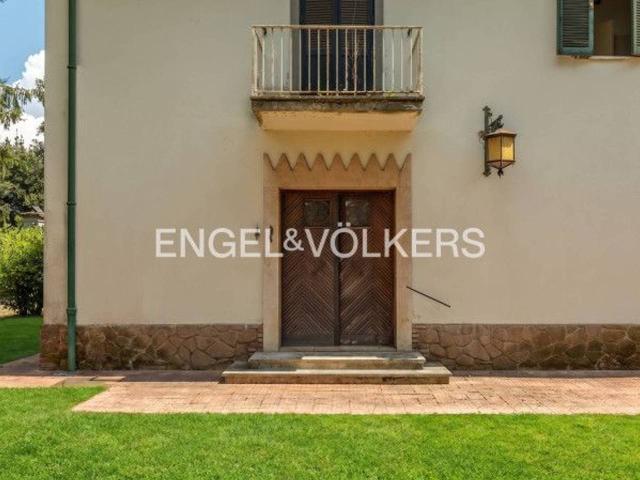 Villa Indipendente in vendita a Squarciarelli, Roma Capitale