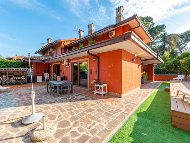 Villa Indipendente in vendita a Squarciarelli, Roma Capitale