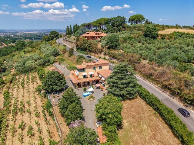 Villa Indipendente in vendita a Roma Capitale, Lazio