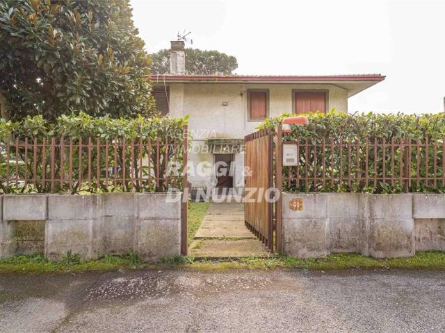Villa Indipendente in vendita a Squarciarelli, Roma Capitale