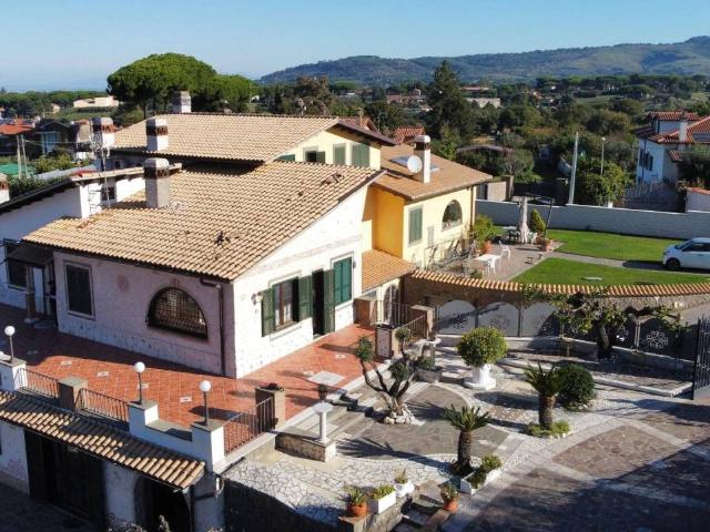 Villa Indipendente in vendita a Costa Caselle, Roma Capitale