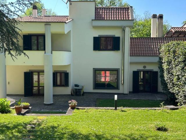 Villa Indipendente in vendita a Monte Gentile, Roma Capitale