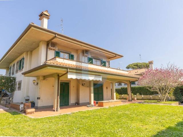 Villa Indipendente in vendita a Squarciarelli, Roma Capitale