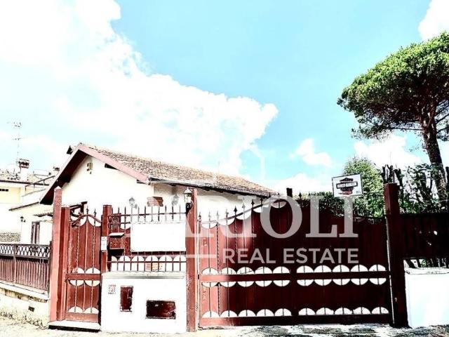 Villa Indipendente in vendita a Roma Capitale, Lazio