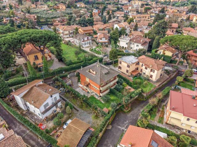 Villa Indipendente in vendita a Squarciarelli, Roma Capitale