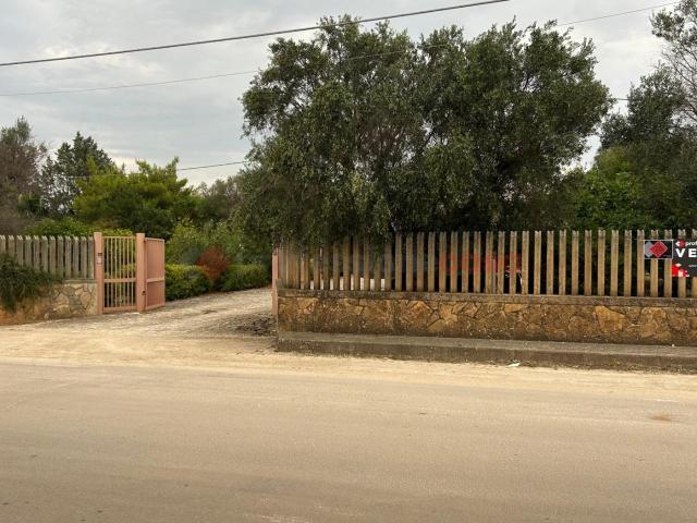 Villa Indipendente in vendita a Puglia, Brindisi