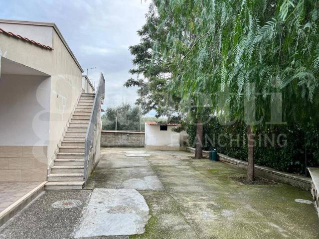 Villa Indipendente in vendita a Puglia, Taranto