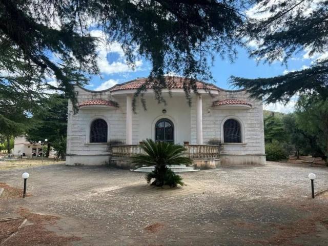 Villa Indipendente in vendita a Puglia, Taranto