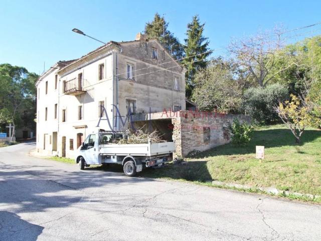 Villa Indipendente in vendita a Marche, Fermo