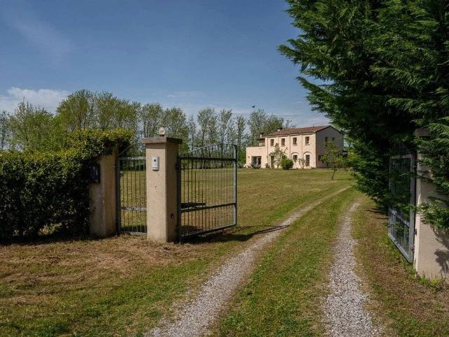 Villa Indipendente in vendita a Gruaro, Veneto